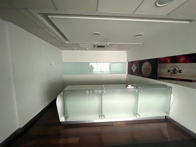 IMG_9930 (2)